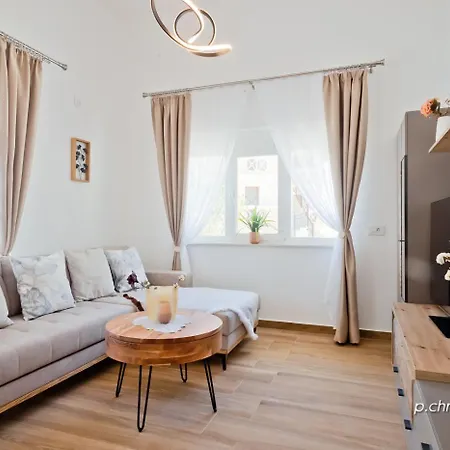 Giannis Apartment Diafani